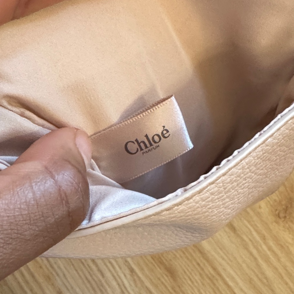 Chloe Beauty Wristlet ✨ - Picture 9 of 12